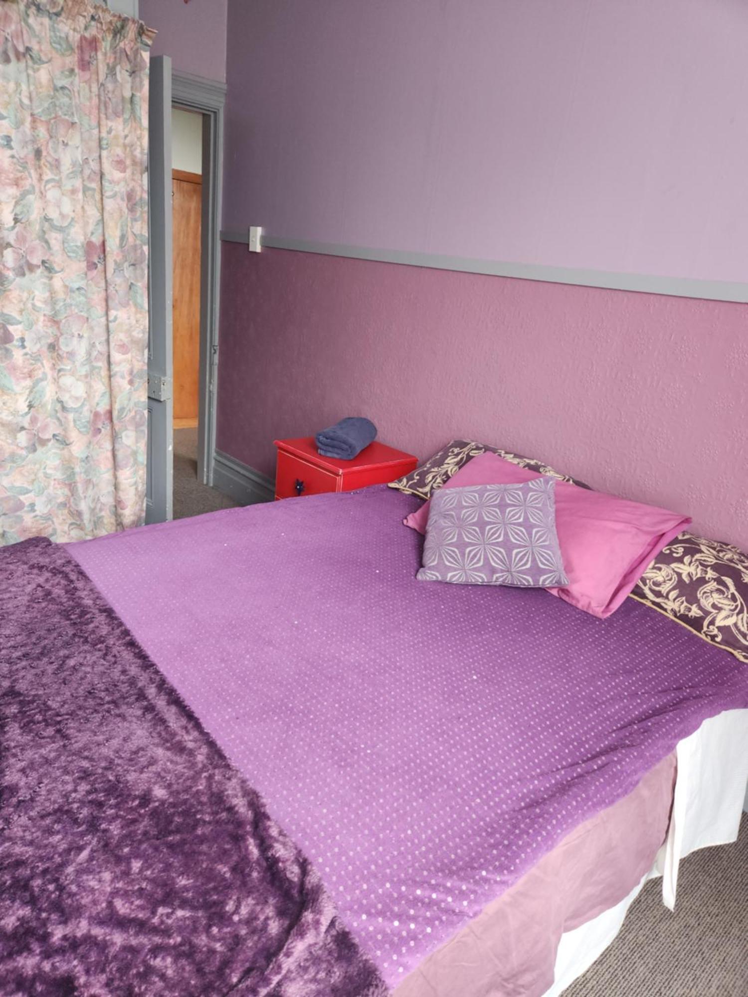 Quirky Villa Homestay Whanganui Bagian luar foto